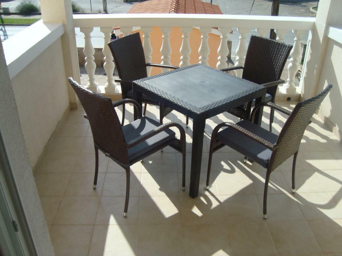 Apartment Ilina Vodice Exteriör bild